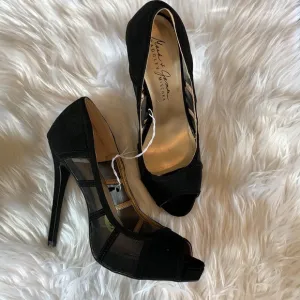 Mack &amp; James Badgley Mischka Black Heels Size 9 Open Toe Lace Stilleto Pumps