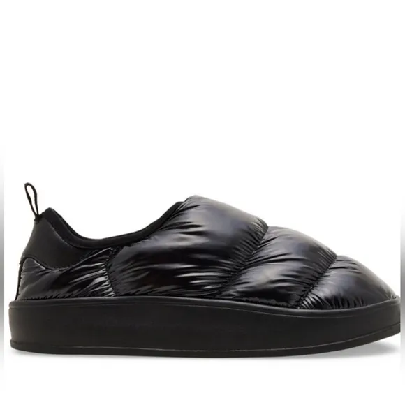 MADDEN GIRL SLIP ON PUFFER CLOG SIZE 8 NIB