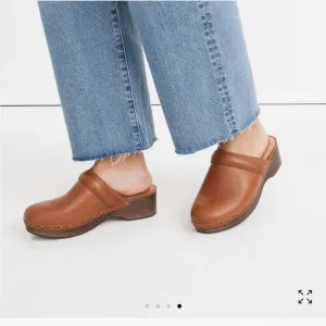 Madewell Cecile clog in oiled leather English saddle, size 9