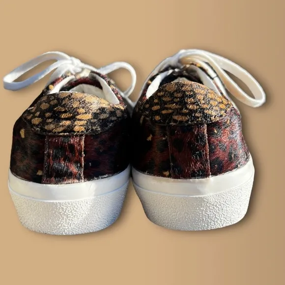 MADEWELL Genuine Calf Hair Sidewalk Low-Top Sneakers in Painted Leopard Size 6.5