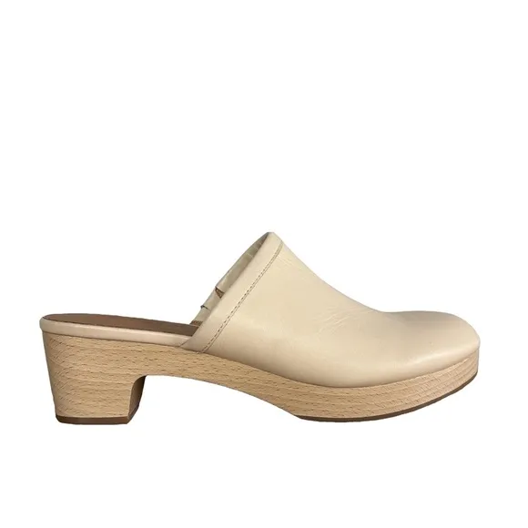 Madewell Ruby Cream Leather Clogs with Wooden Synthetic Heel