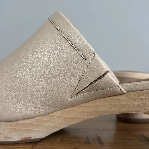 Madewell Ruby Cream Leather Clogs with Wooden Synthetic Heel