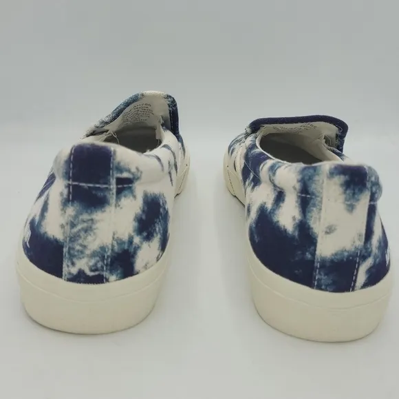 Madewell Sidewalk Slip-On Sneakers in Tie-Dyed Blue and White Recycled Canvas 10