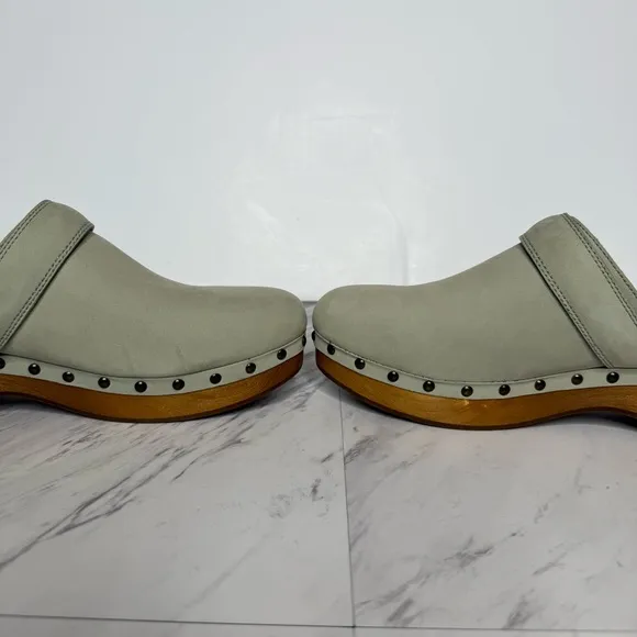Madewell The Cecily Green Nubuck Clog 7 1/2