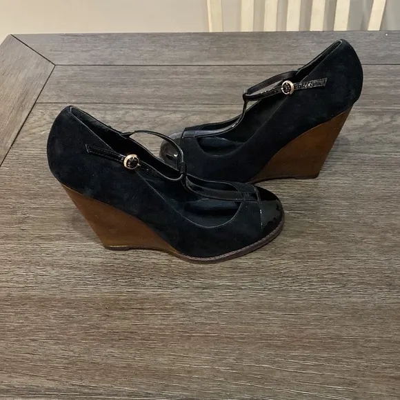 MADISON HARDING WEDGE T STRAP HEELS | Size 9