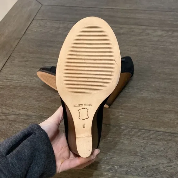 MADISON HARDING WEDGE T STRAP HEELS | Size 9