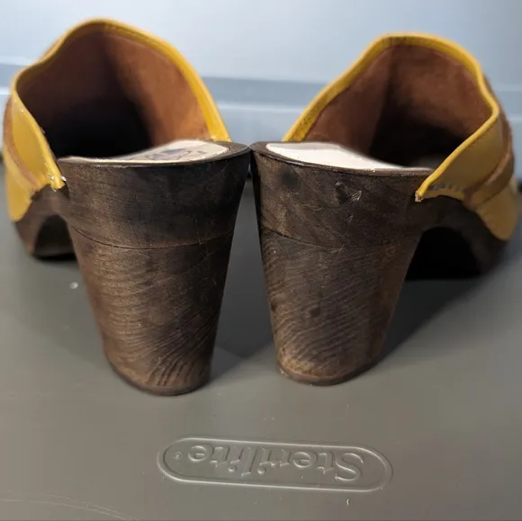 Maguba Sweden 39 sunny yellow leather 2.5&quot; heeled wood sole clog mule slides