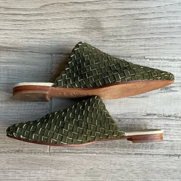 Maliparmi Woven Leather Mule Slides Pointed Toe Leather Sole Olive Green SZ 8