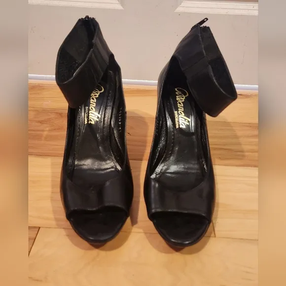 Manolita Barcelona made in Spain black open toe heels size 8