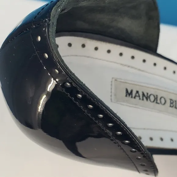Manolo Blahnik black patent leather open toe pumps 39.5