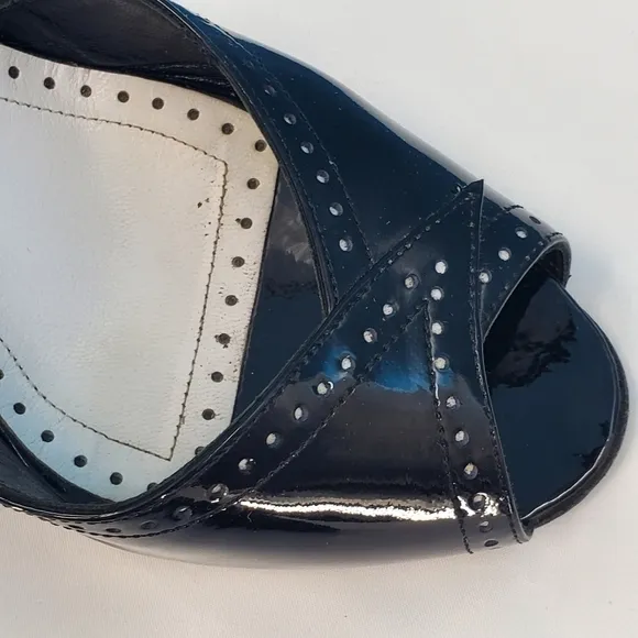 Manolo Blahnik black patent leather open toe pumps 39.5