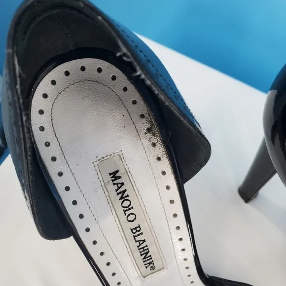 Manolo Blahnik black patent leather open toe pumps 39.5