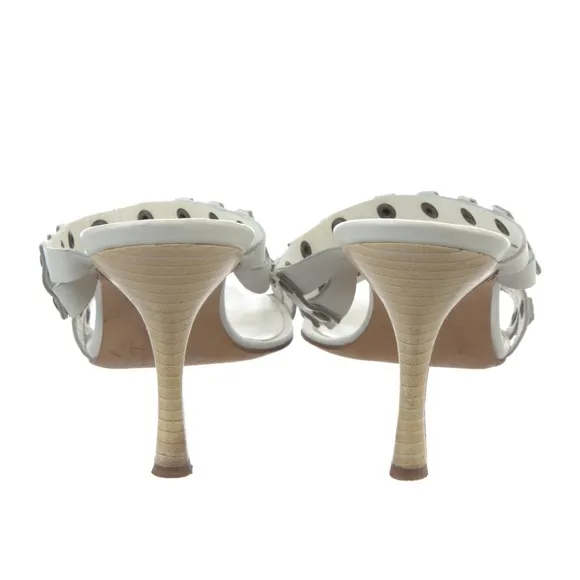 Manolo Blahnik Bulgaro Sandals/ Slides size 38 1/2 GUC white with metal - 🤍
