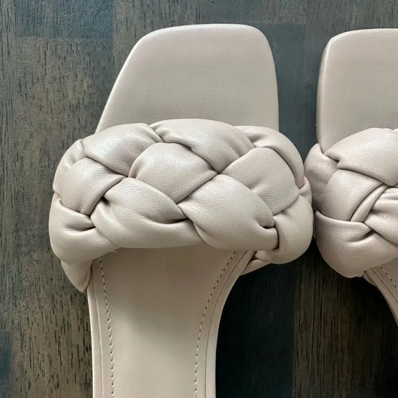 Marc Fisher Calvie Sandal Brand New