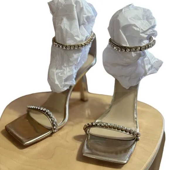 Marc Fisher LTD NWOB Karima Ankle Strap Sandal Heels In Gold Tone Size 8