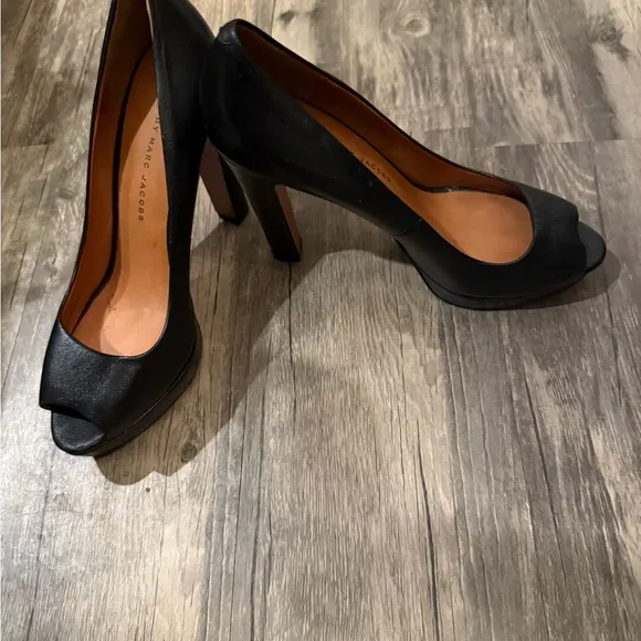 Marc Jacobs Women’s Heels Size 8
