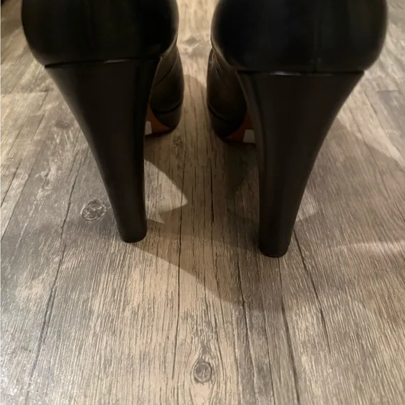 Marc Jacobs Women’s Heels Size 8