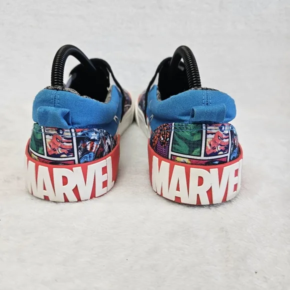 Marvel Mens Canvas Shoes Size 10 Super Hero Slip Ons Captain America, Spiderman