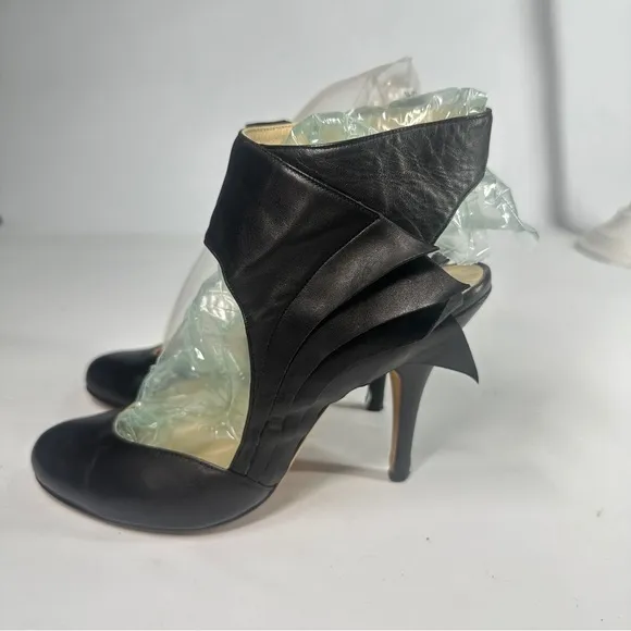 Max Kibardin Black Winged Soft Lamb Leather Heels - Size 38.5 Designer Womens