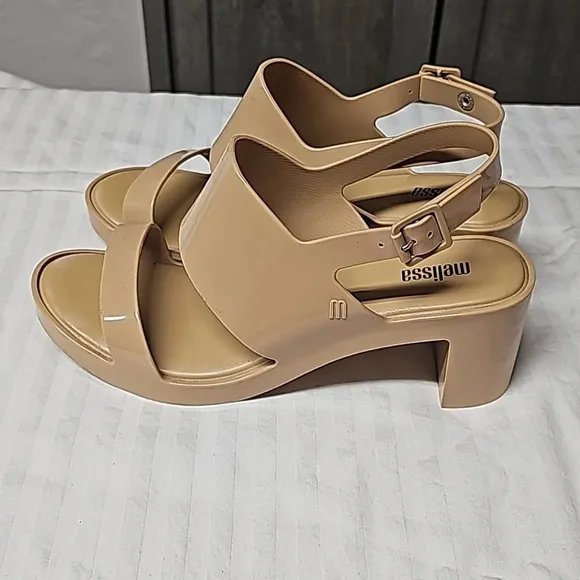 Melissa nude block heels
