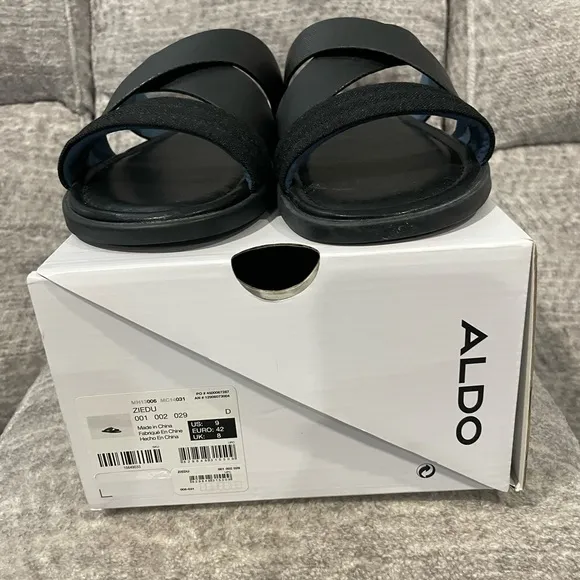 Men’s ALDO ZIEDU Black Crisscross Slides, Size 9….NEW!