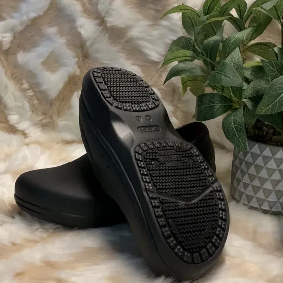 Men’s Crocs On The Clock LiteRide™ Slip Resistant Work Slip-On