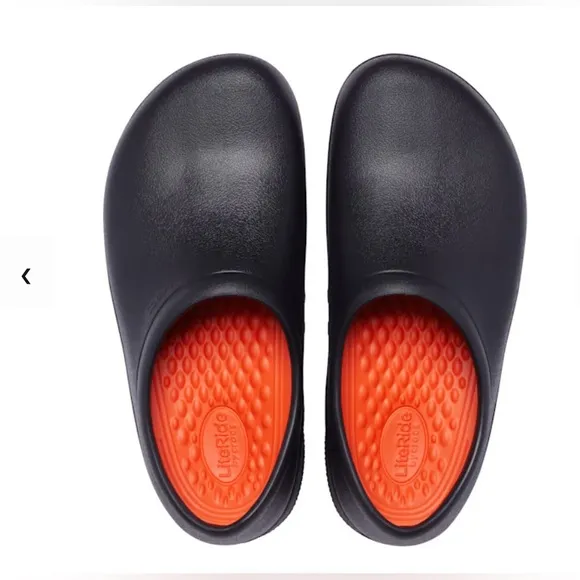 Men’s Crocs On The Clock LiteRide™ Slip Resistant Work Slip-On