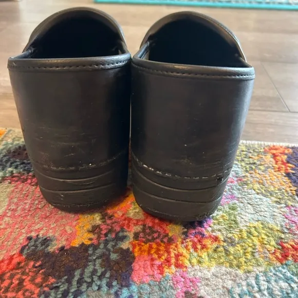 Men’s Dansko XP 2.0 Black Work Clogs Size 44 (10.5)