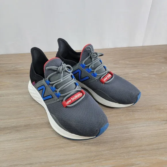 Mens New Balance Fresh Foam Running Shoes Athletic Lightweight Gray Blue Size 9