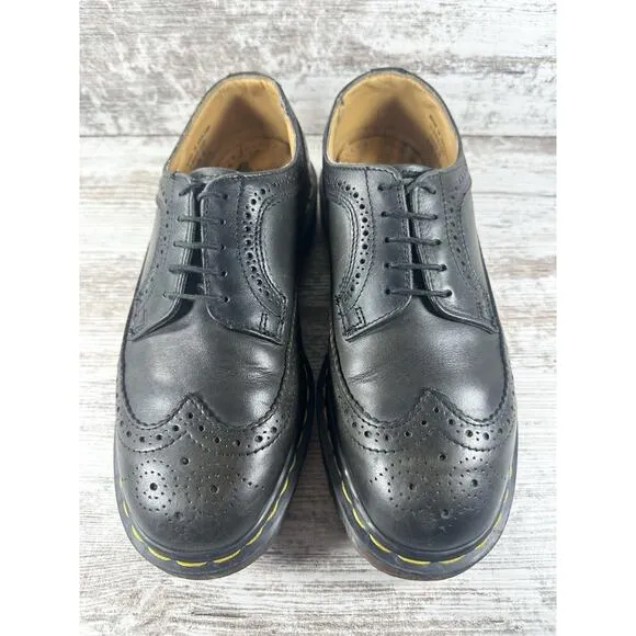 Men's Vintage Dr. Martens Made In England Black Leather Wingtip Oxfords Sz 8