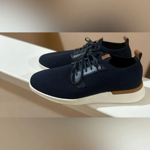 Men’s WOLF AND SHEPHERD SwiftKnit Derby Blue Casual Unisex Shoes M/7 &amp; W/9.