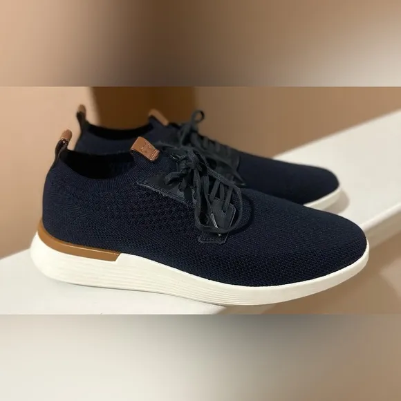 Men’s WOLF AND SHEPHERD SwiftKnit Derby Blue Casual Unisex Shoes M/7 &amp; W/9.