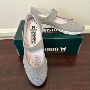 Mephisto Yelina Perforated Mary Jane lightweight Sneaker (Women)size 7,5 new