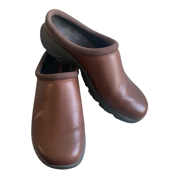 Merrell Mens size 12 Encore Gust Brown Leather Slip on Casual Comfort Mule Clogs