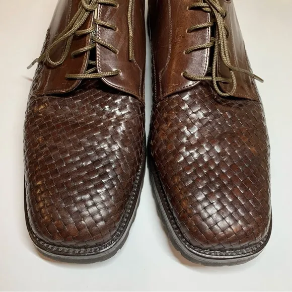 Mezlan Brown Square Toed Woven Leather Oxfords with Vibram Soles, 10M, EUC