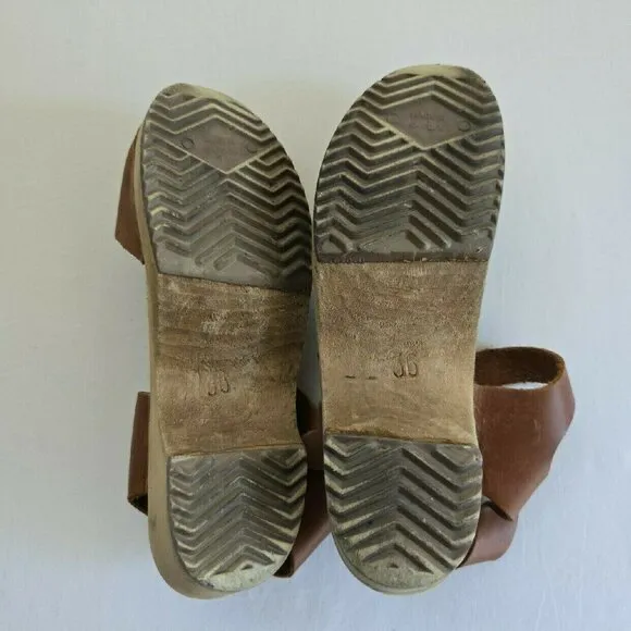 MIA Anja Clog Sandal 6 US Women