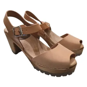 Mia Greta Clogs in Natural 38 Swedish Wood Heel Italian Leather 7.5 Peep Toe