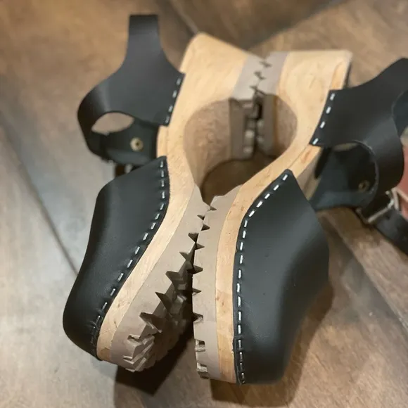 MIA Sofia Clog NEW