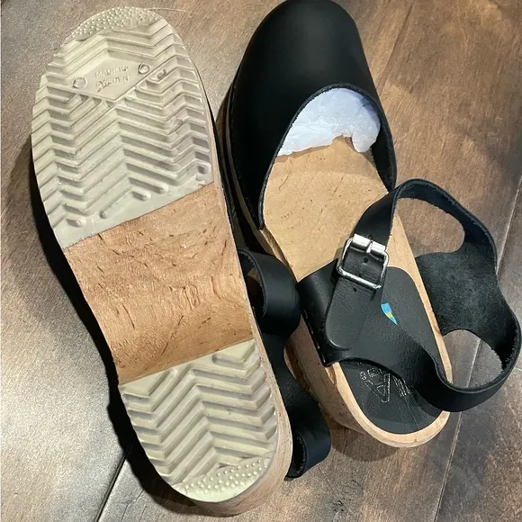 MIA Sofia Clog
