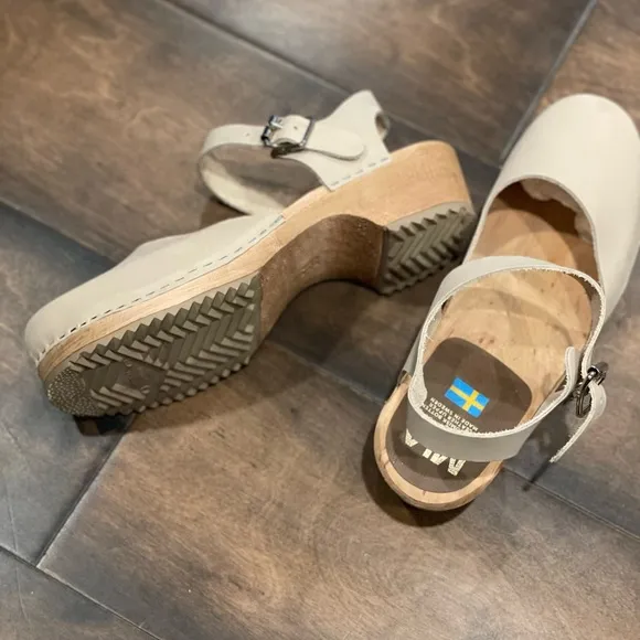MIA “Sofia” clogs NEW