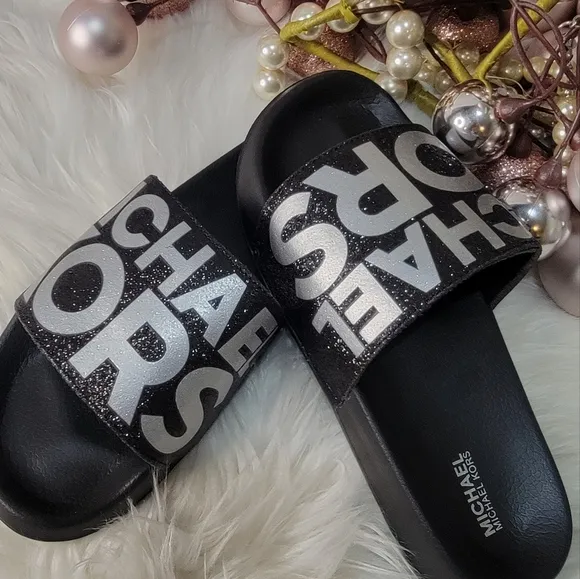 Michael Kors Big Girls Slides Brand new