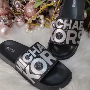 Michael Kors Big Girls Slides Brand new