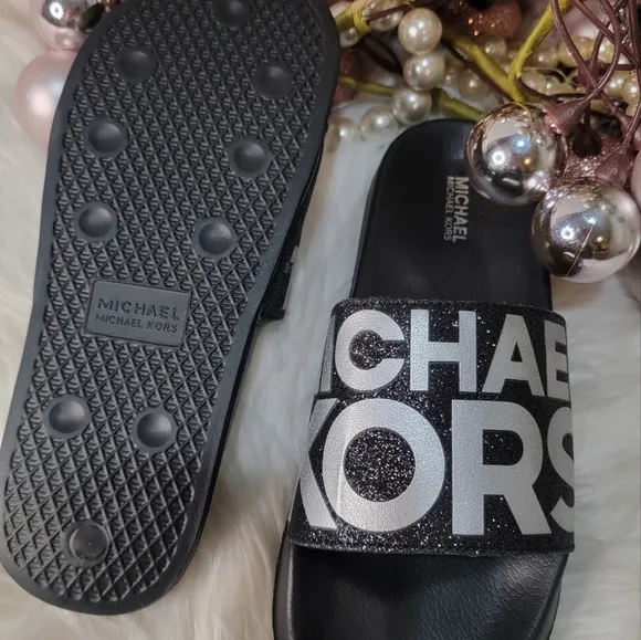 Michael Kors Big Girls Slides Brand new