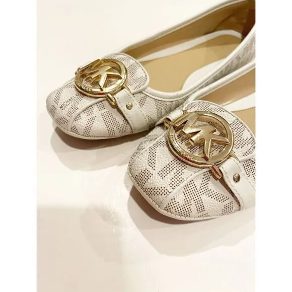 Michael Kors Fulton Studded Logo Moccasin White Size 8 $155.00