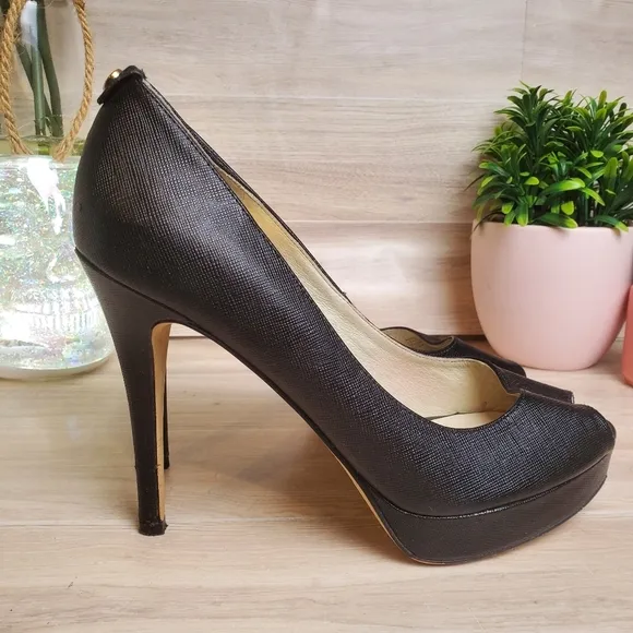Michael Kors Heels Womens Size 6.5 Black Leather Pumps Open Toe  *