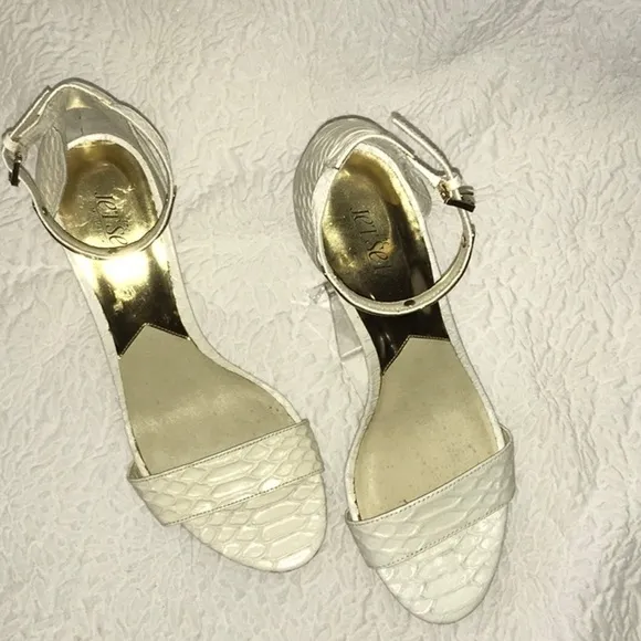 Michael Kors Jet Set 6 Leather Sandal Heels NWOT