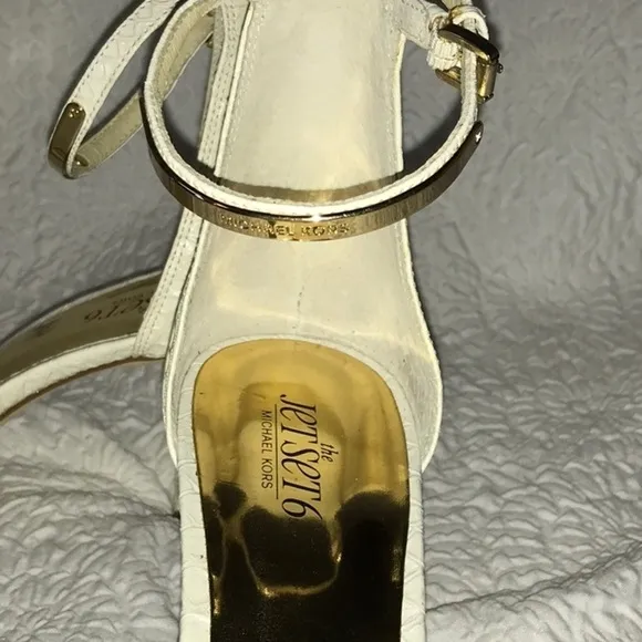 Michael Kors Jet Set 6 Leather Sandal Heels NWOT