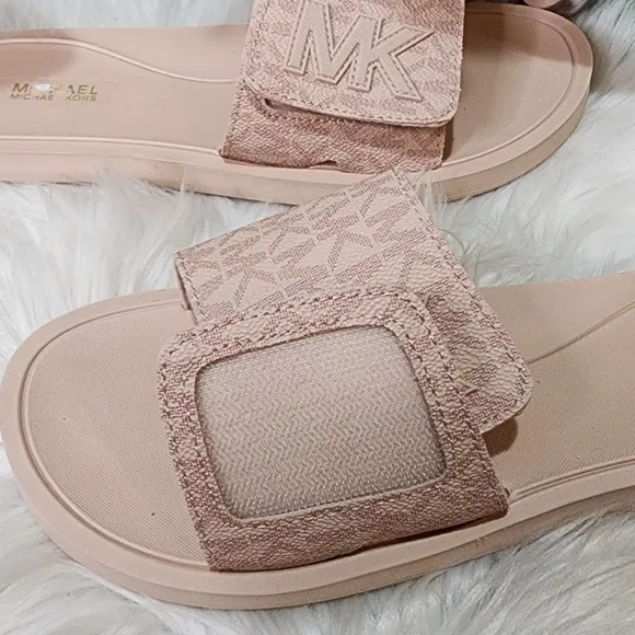 Michael Kors Soft PINKStrappy Slides Brand New