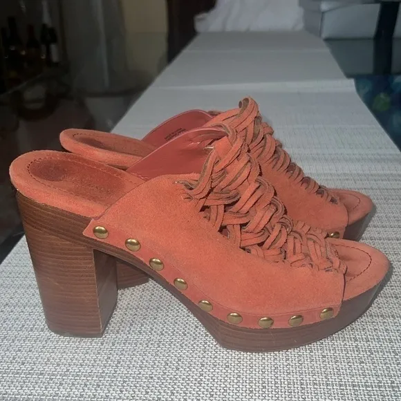 MICHAEL KORS Westley Chunky Heel Size 10/41