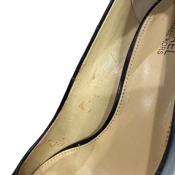 Michael Michael Kors black buttery leather pumps 4” heels almond toe size 7.5